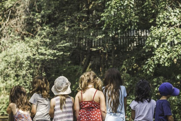 children-lined-up_4460x4460