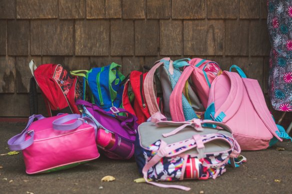 kids-backpacks_4460x4460